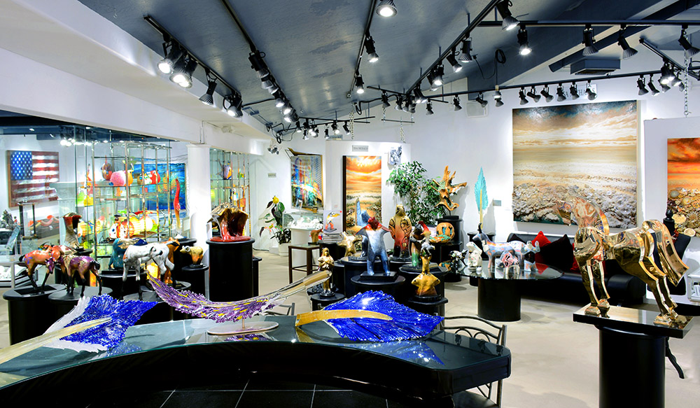 Marty - Exposures Gallery TJ Interior 1707-10 RGB 1000p